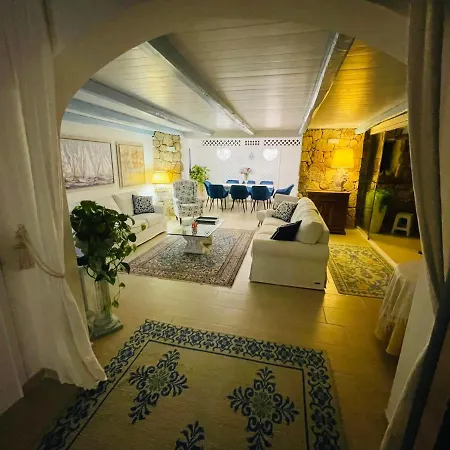 Adel Villa *