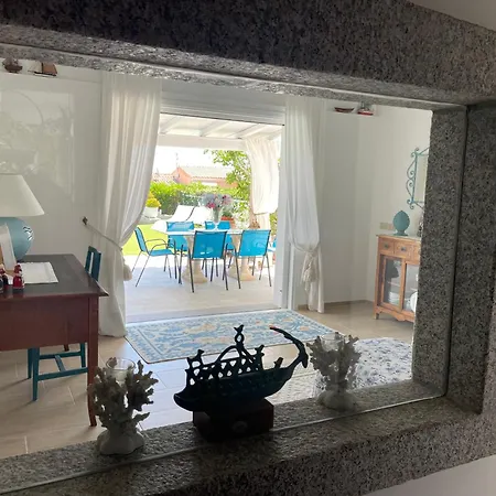 Adel Villa San Teodoro (Sardinia)